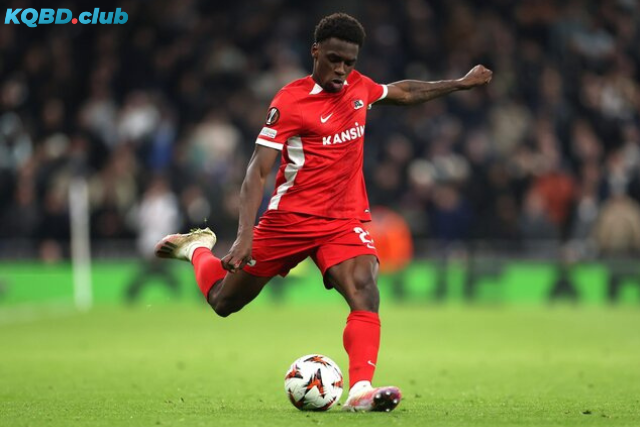 Đội hình dự kiến trước trận AZ Alkmaar vs Slovan Bratislava Đội hình dự kiến trước trận AZ Alkmaar vs Slovan Bratislava
